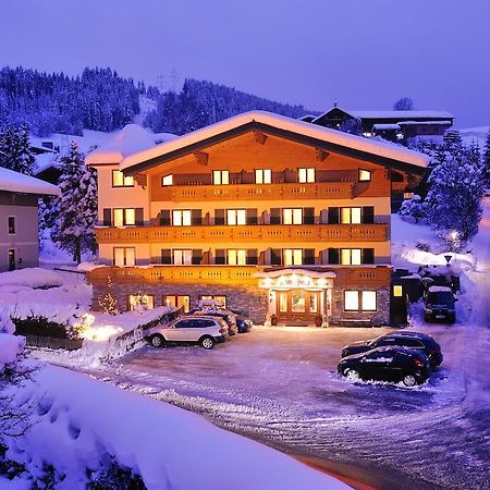 Hotel Garni Alpenland Altenmarkt im Pongau Bagian luar foto