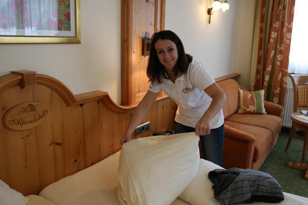 Hotel Garni Alpenland Altenmarkt im Pongau Bagian luar foto