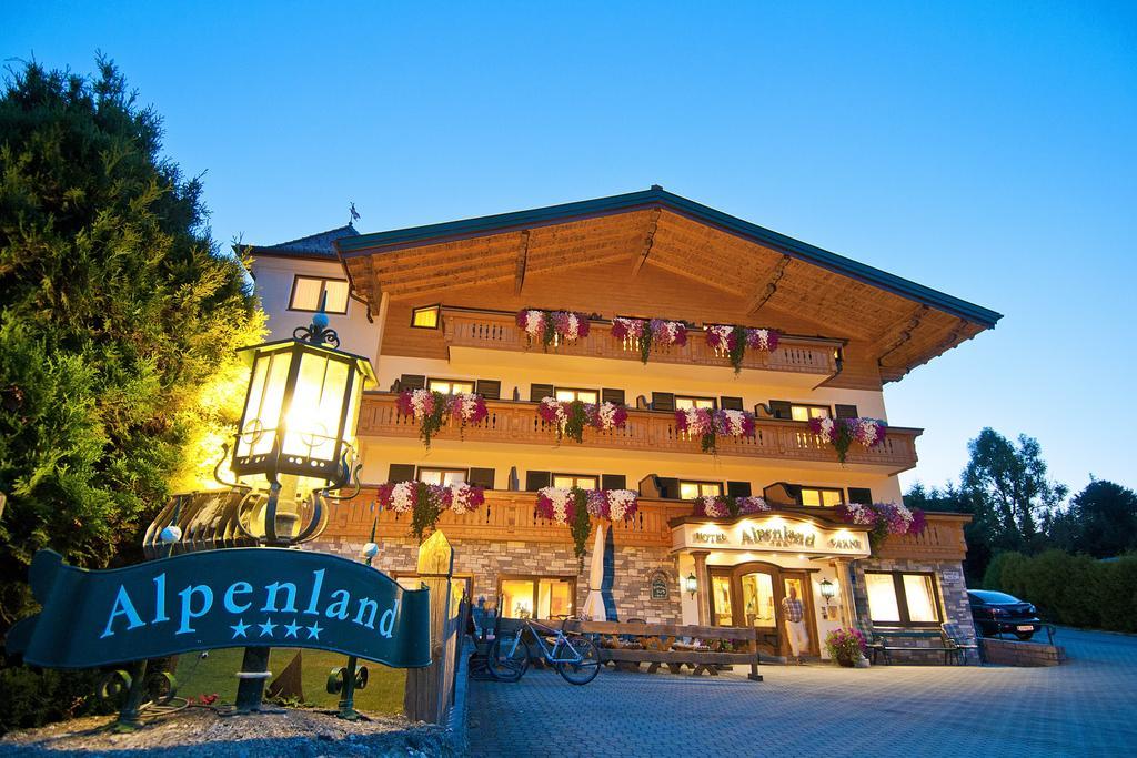 Hotel Garni Alpenland Altenmarkt im Pongau Bagian luar foto