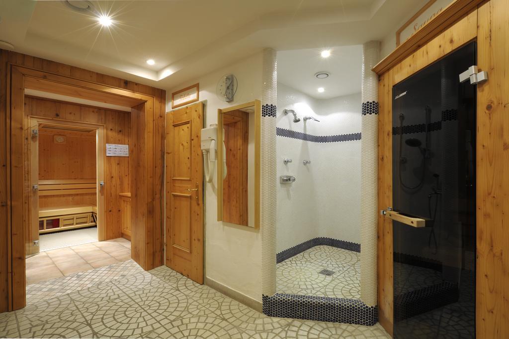 Hotel Garni Alpenland Altenmarkt im Pongau Bagian luar foto