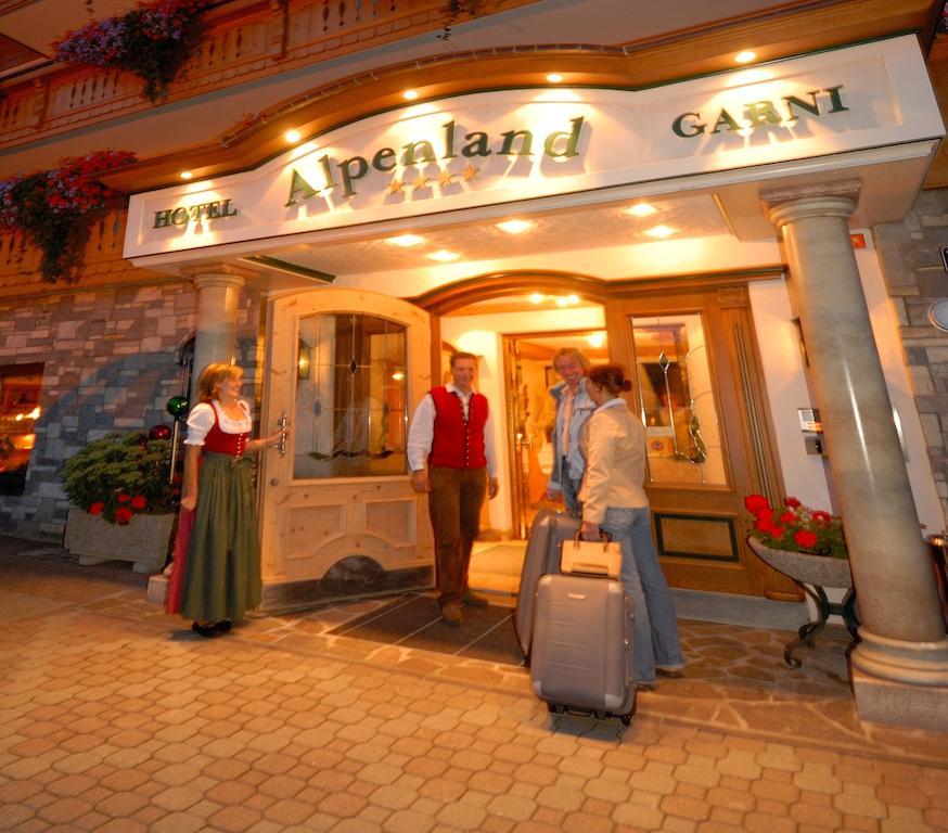 Hotel Garni Alpenland Altenmarkt im Pongau Bagian luar foto