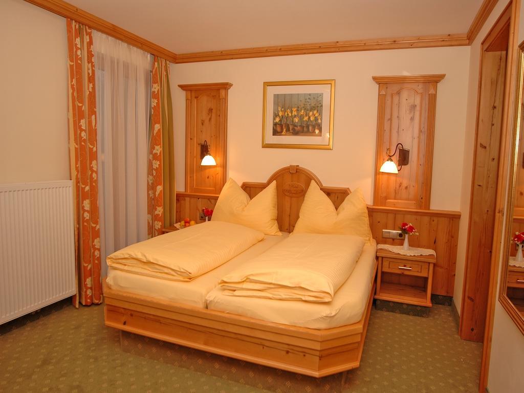 Hotel Garni Alpenland Altenmarkt im Pongau Ruang foto