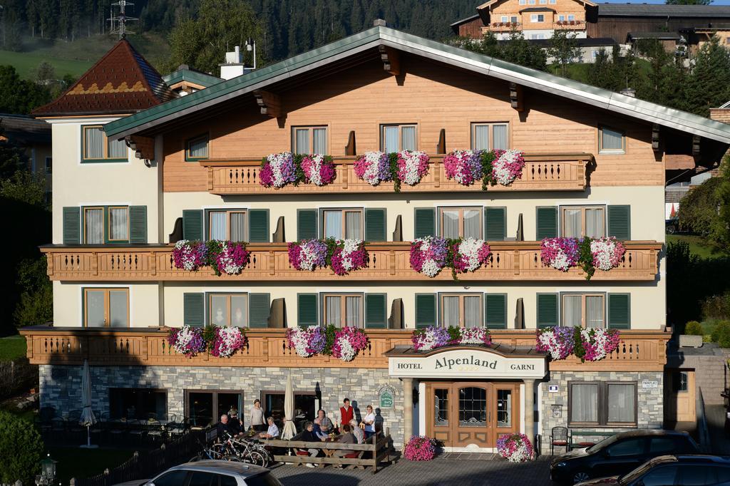 Hotel Garni Alpenland Altenmarkt im Pongau Bagian luar foto